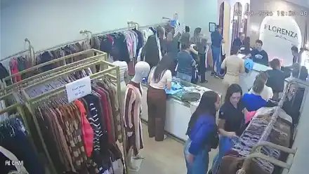 Movimento real na loja Use Florenza em dia de promoção